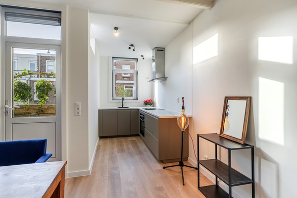 Medium property photo - Cartesiusstraat 14A, 3112 XL Schiedam